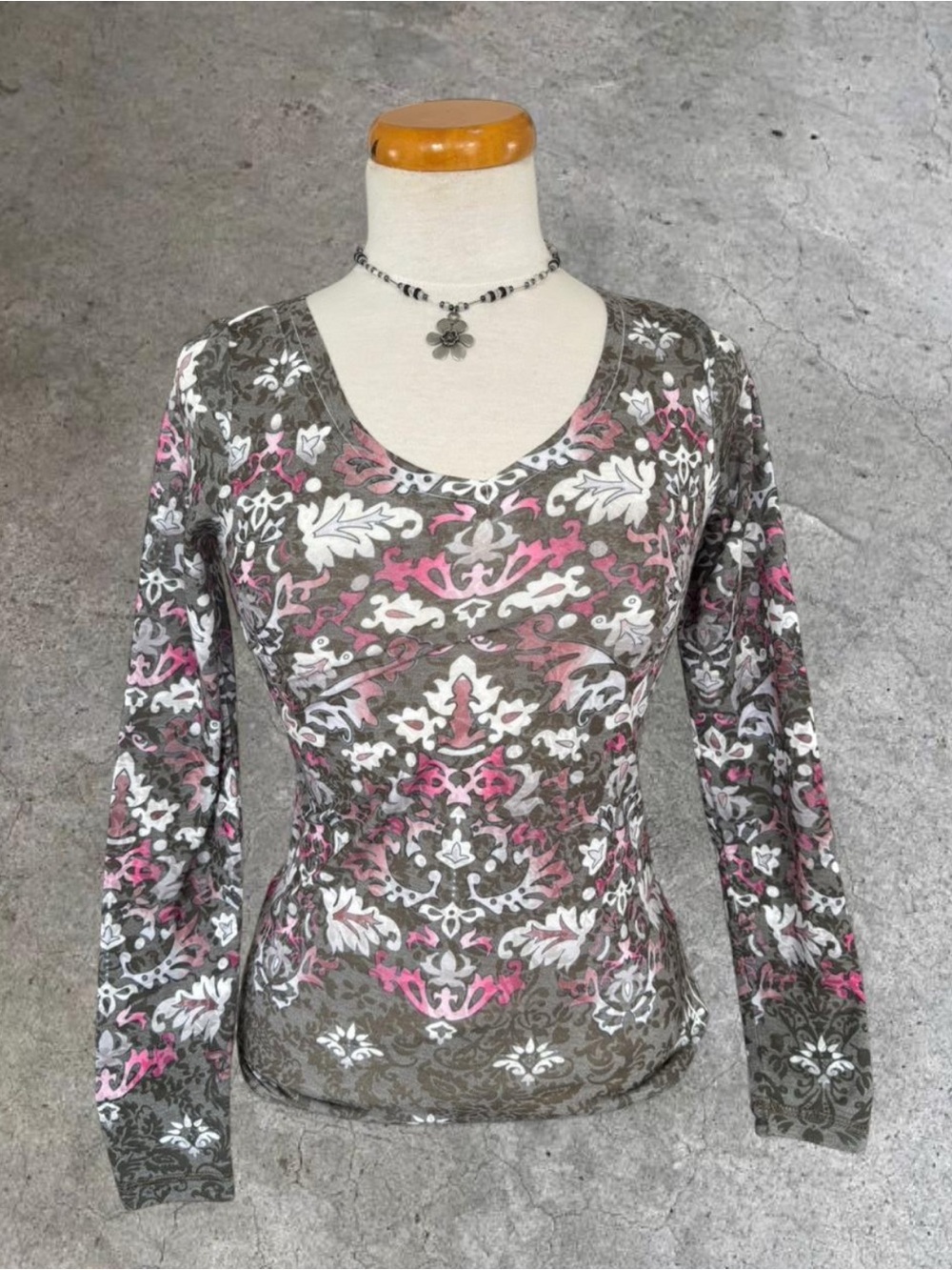 Point Zero Gray and Pink Long-Sleeve Scoop Neck Top
